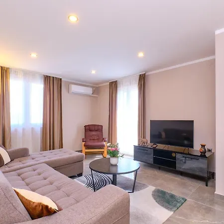 Apartamento Crolos2 *